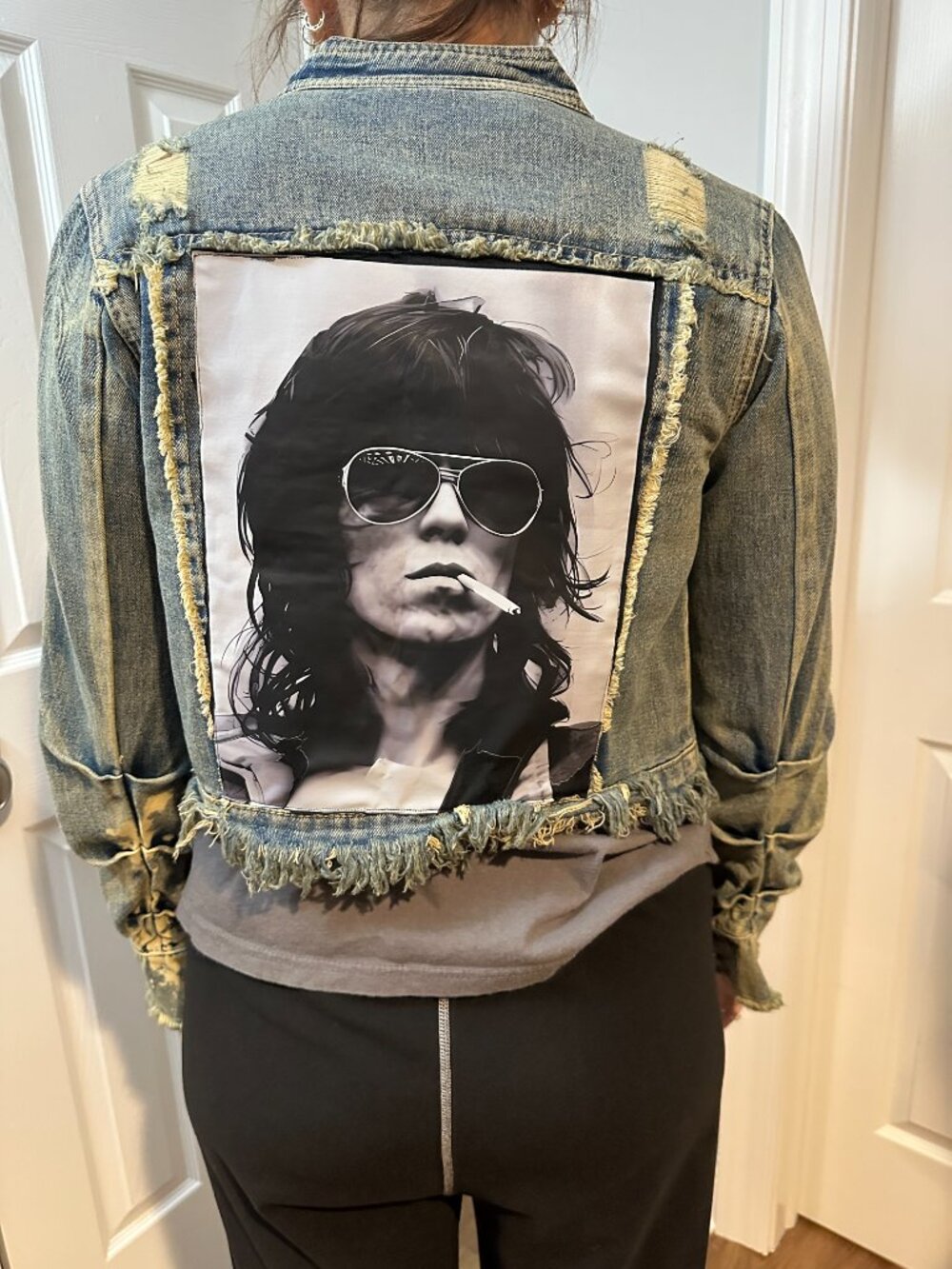 Distressed Cropped Upcycled Rolling Stones Keith Richards Jean Jacket - Picture 6 of 7